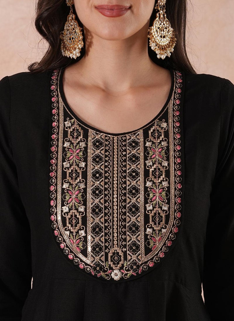 Globus Women Black Floral Yoke Design Zari & Sequinned Round Neck Anarkali Festive Kurta - Image 5